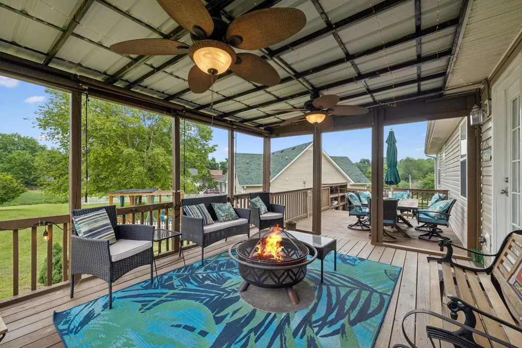 3127 Clydesdale Drive Clarksville TN 37043