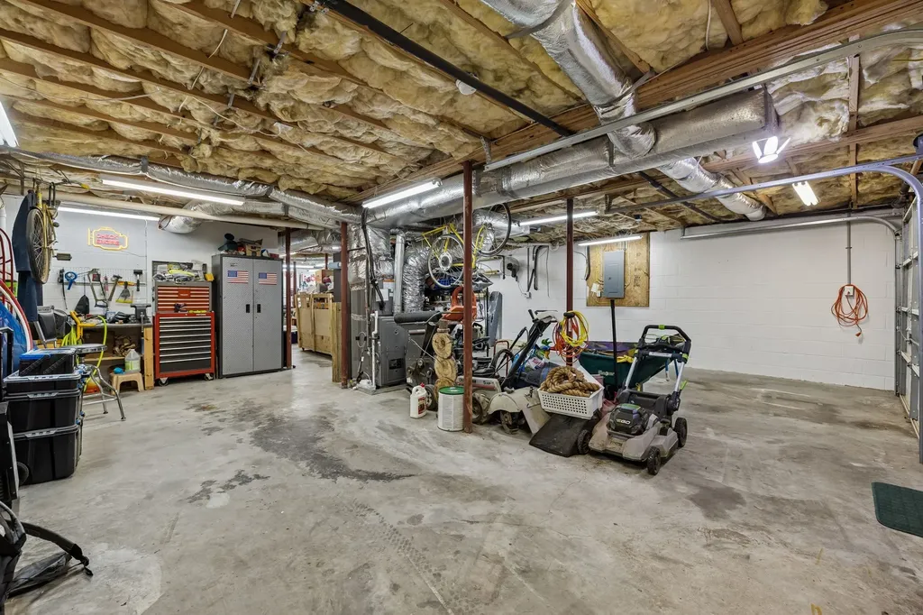 3127 Clydesdale Drive Clarksville TN 37043