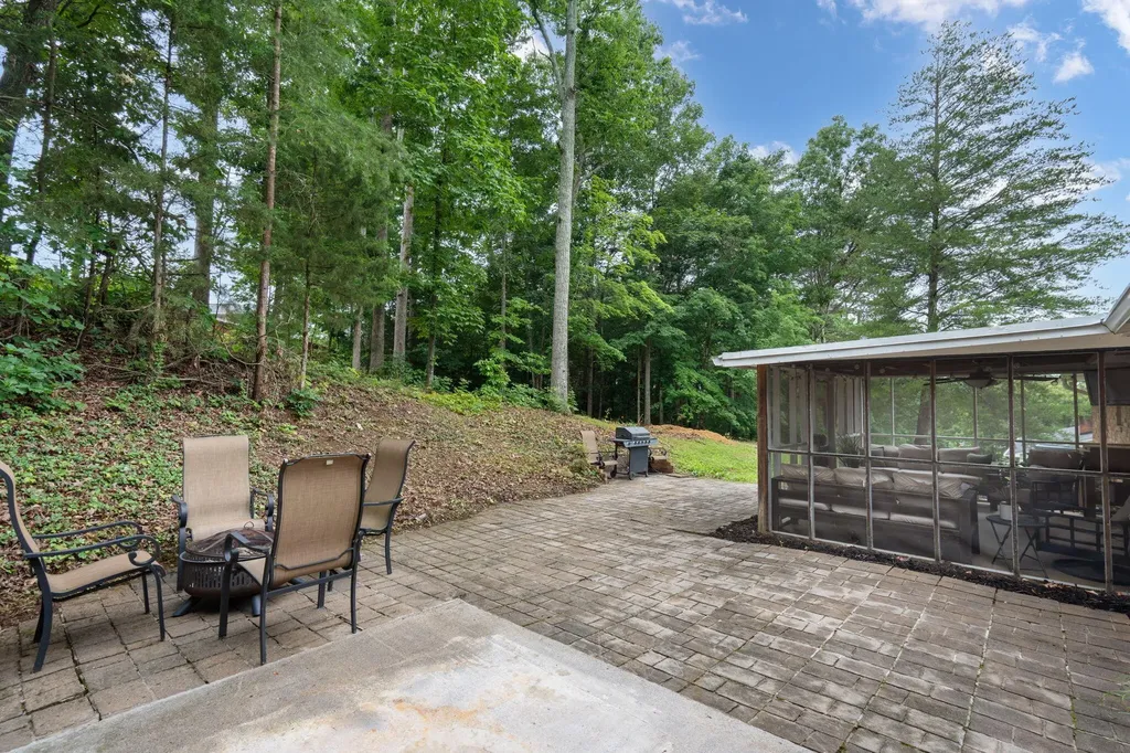 142 NW Kimberly Drive, NW Cleveland TN 37312