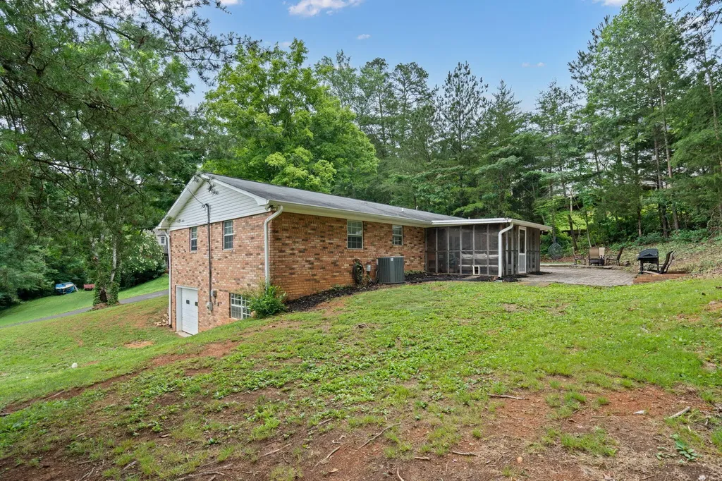 142 NW Kimberly Drive, NW Cleveland TN 37312