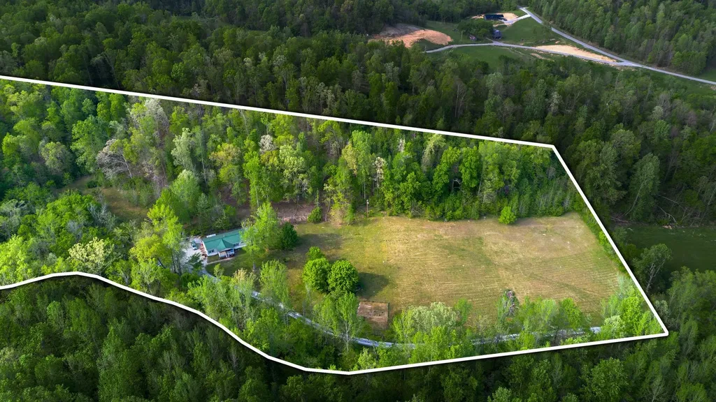 4805 Love Branch Road Hampshire TN 38461