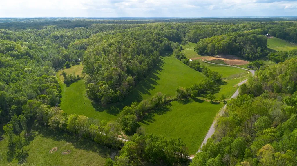 4805 Love Branch Road Hampshire TN 38461