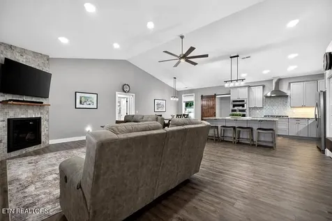 1005 Bethlehem Estates Drive Livingston TN 38570
