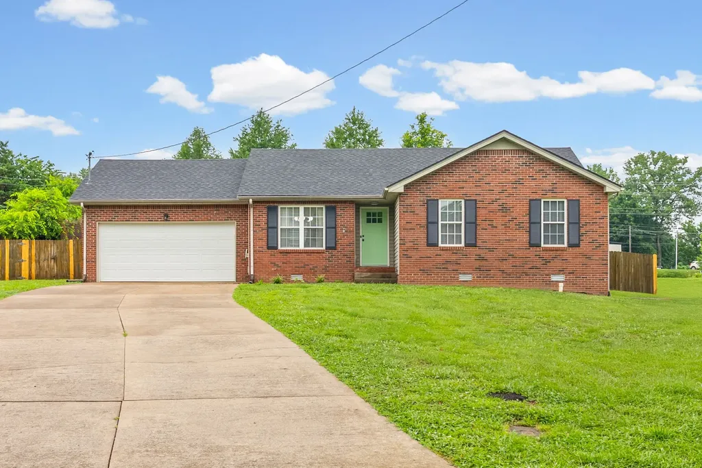 2612 Marymont Drive Clarksville TN 37042