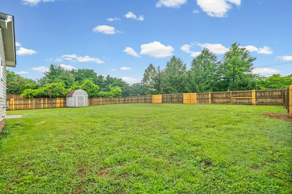 2612 Marymont Drive Clarksville TN 37042
