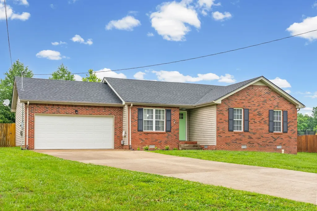 2612 Marymont Drive Clarksville TN 37042