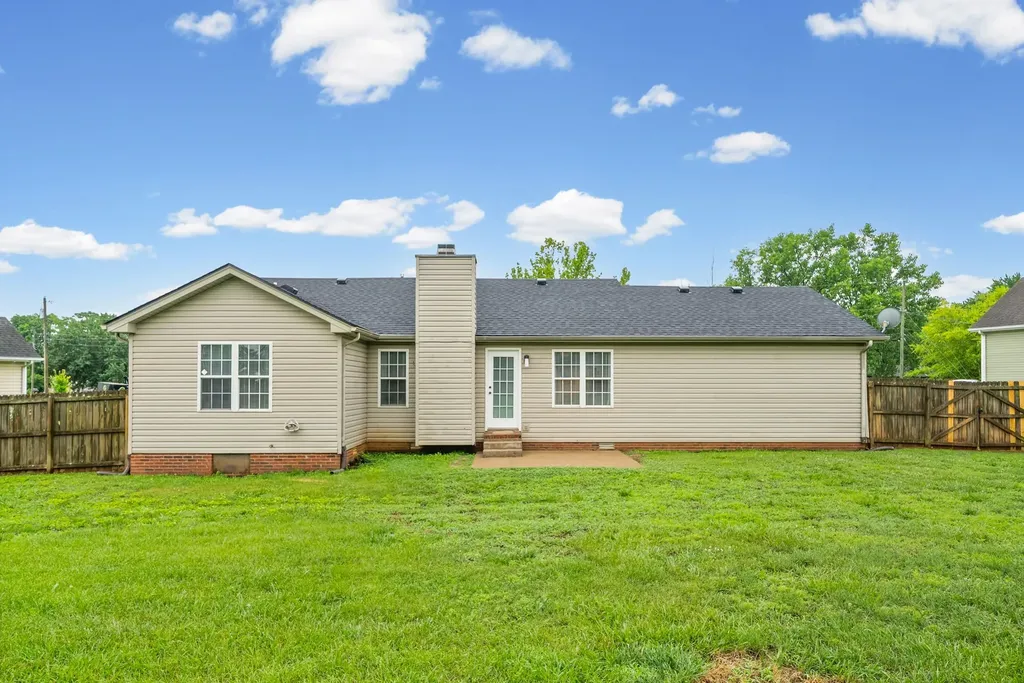 2612 Marymont Drive Clarksville TN 37042