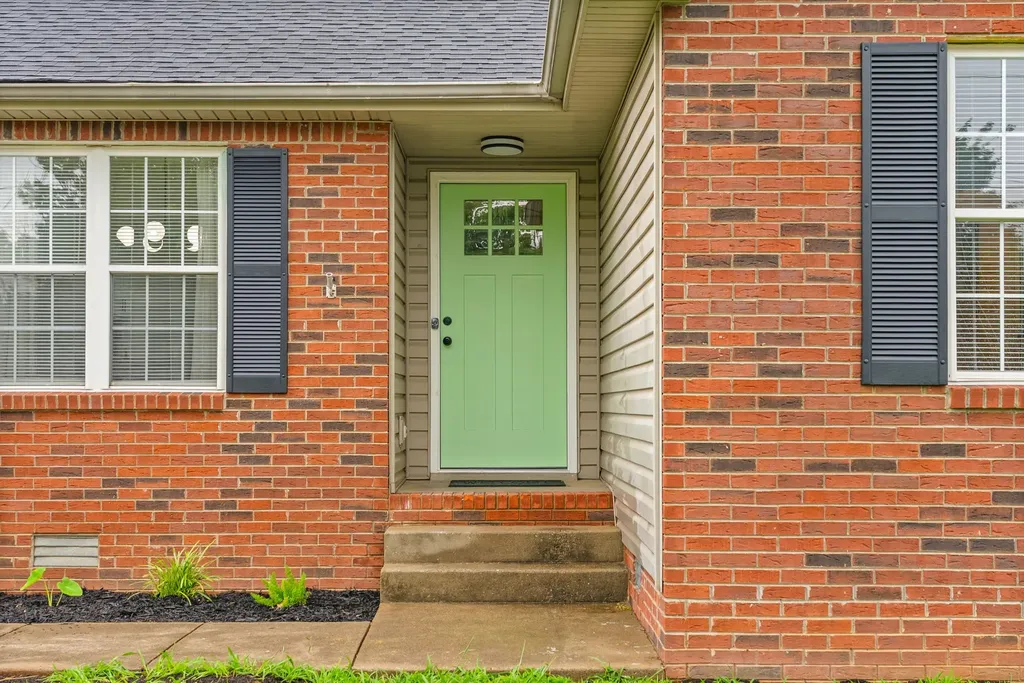 2612 Marymont Drive Clarksville TN 37042