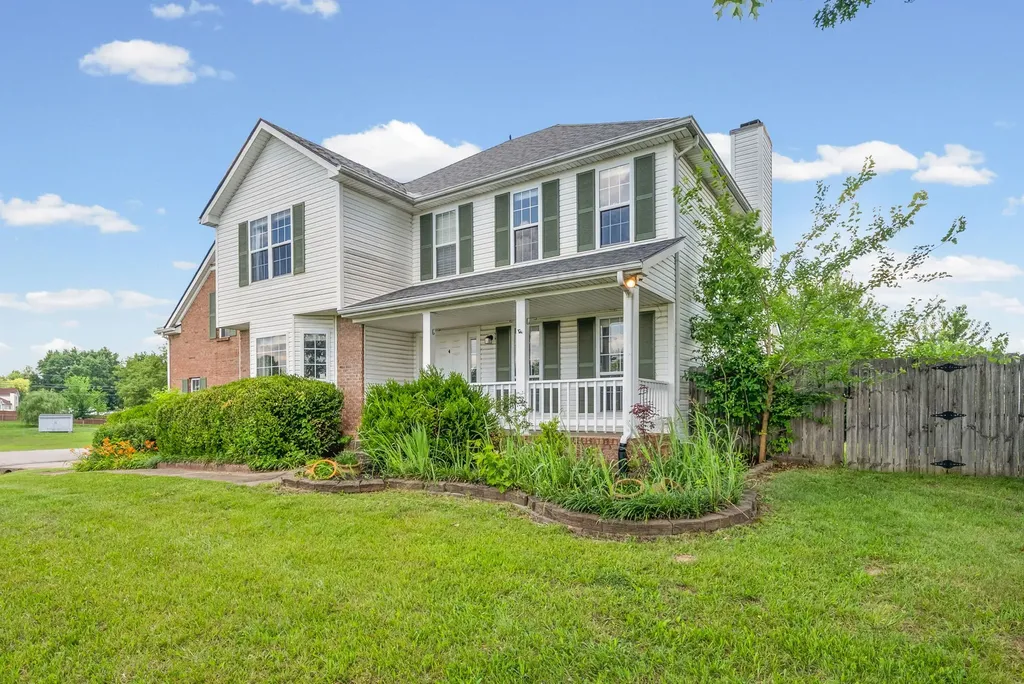 3445 E Henderson Way Clarksville TN 37042