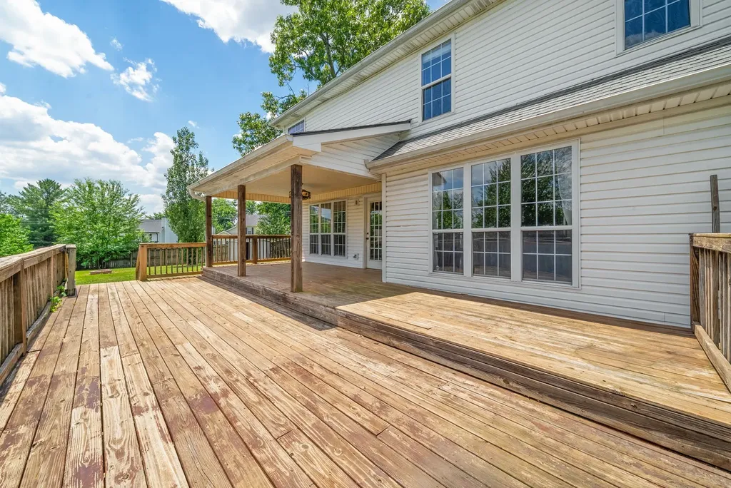 3445 E Henderson Way Clarksville TN 37042