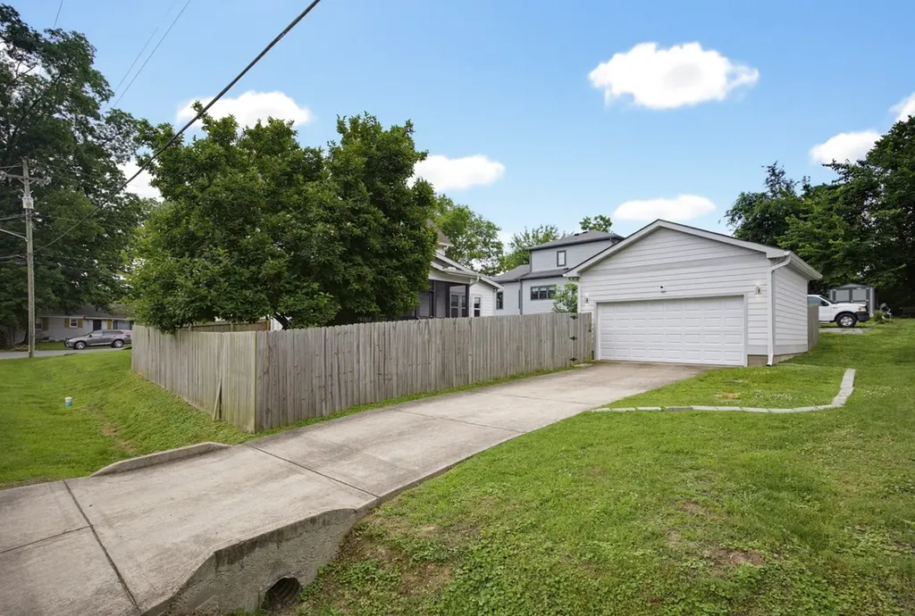 3111 Oxford Street Nashville TN 37216