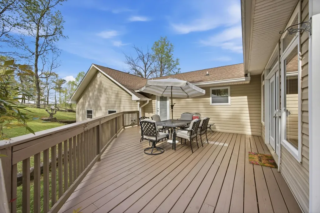 11102 London Lane Apison TN 37302