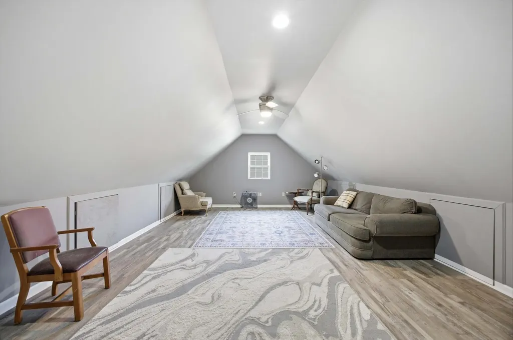 11102 London Lane Apison TN 37302