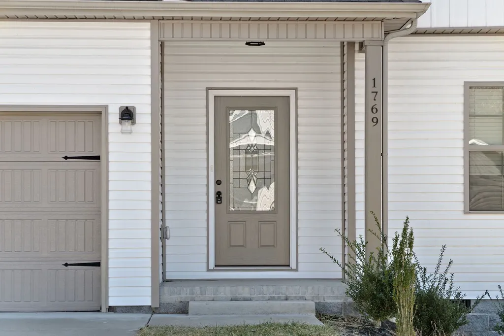 1769 Rains Road Clarksville TN 37042