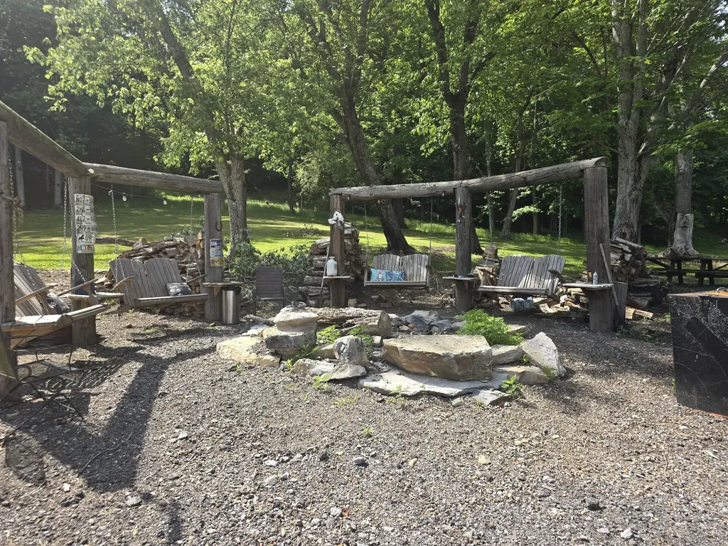 2240 Paint Rock Road New Johnsonville TN 37134