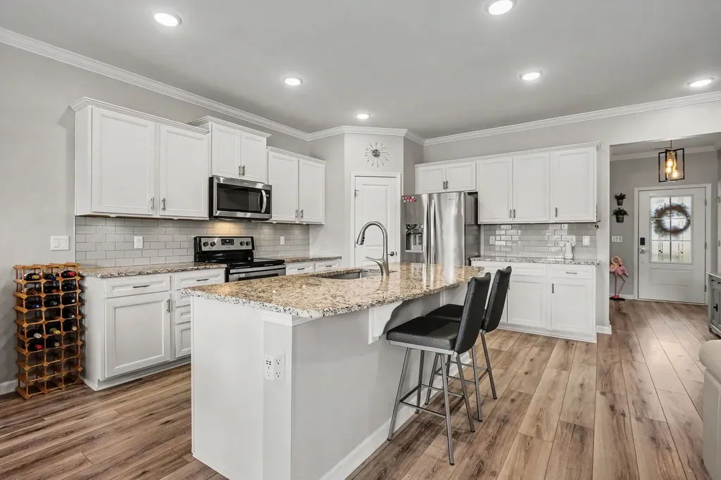 2925 Hen Brook Drive Columbia TN 38401
