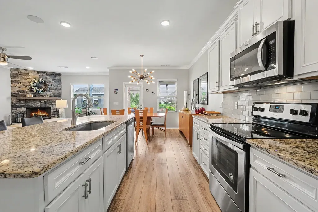 2925 Hen Brook Drive Columbia TN 38401