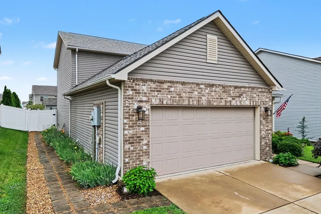 2925 Hen Brook Drive Columbia TN 38401