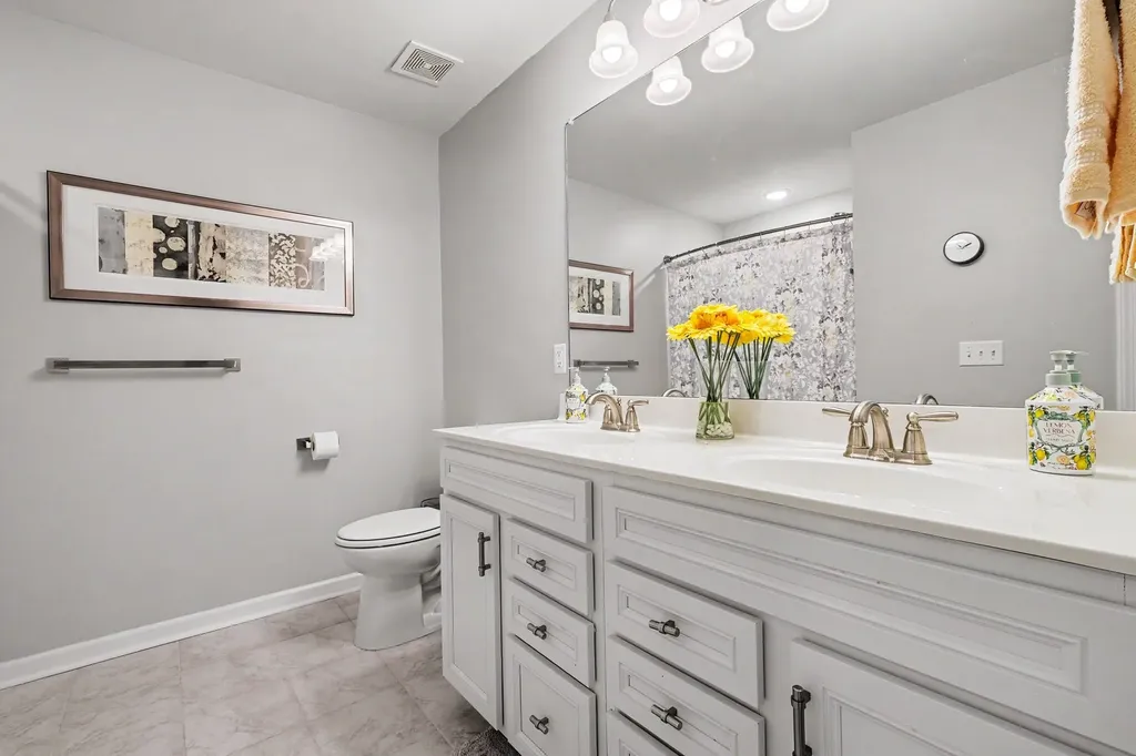 2925 Hen Brook Drive Columbia TN 38401