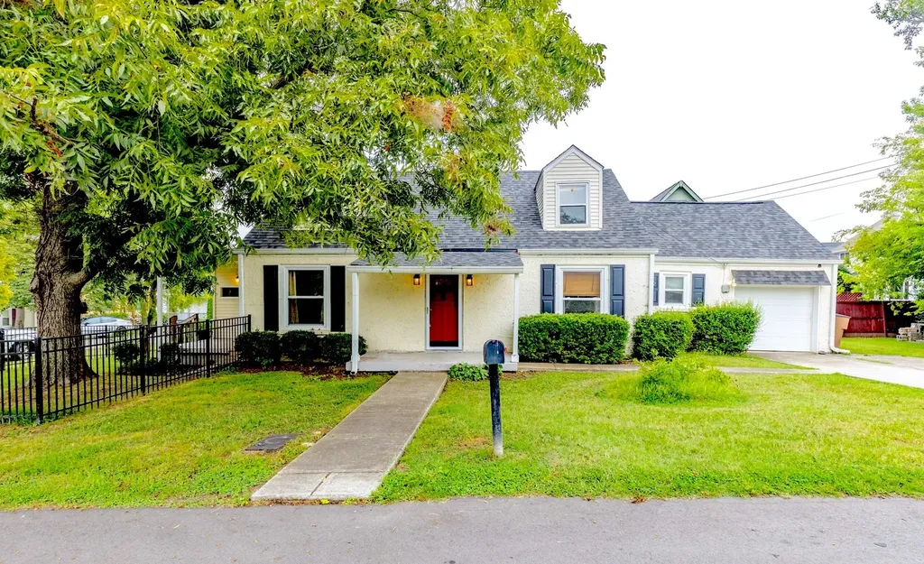 715 Park Circle Nashville TN 37205