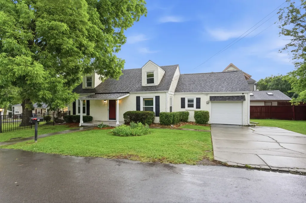 715 Park Circle Nashville TN 37205
