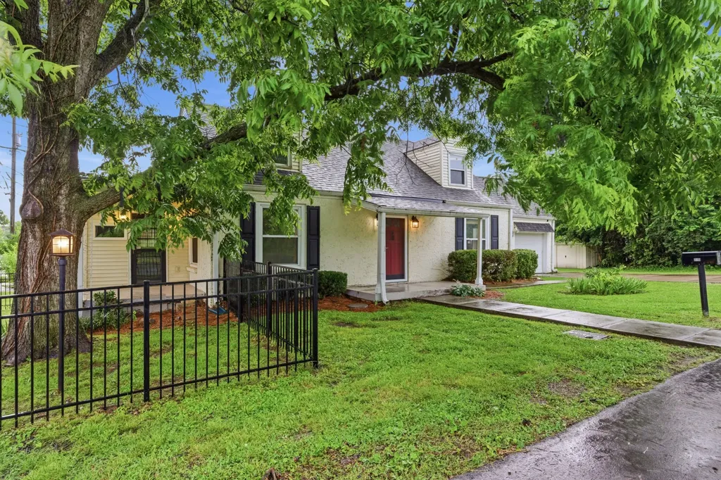 715 Park Circle Nashville TN 37205