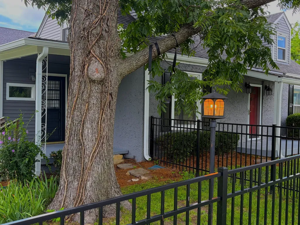 715 Park Circle Nashville TN 37205