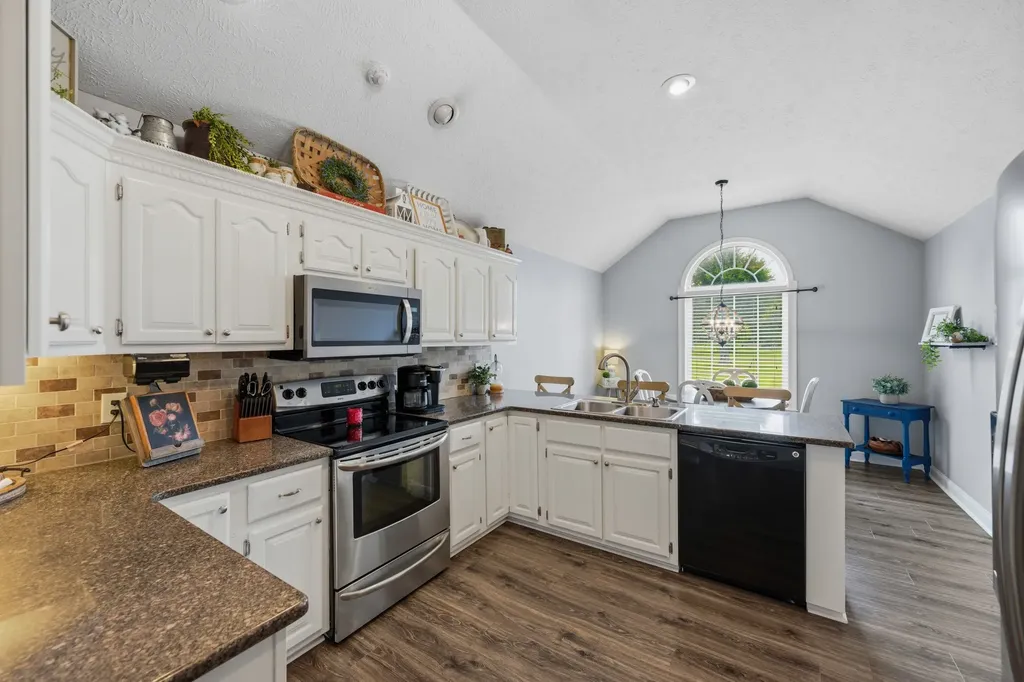 159 Channing Cove Lexington TN 38351