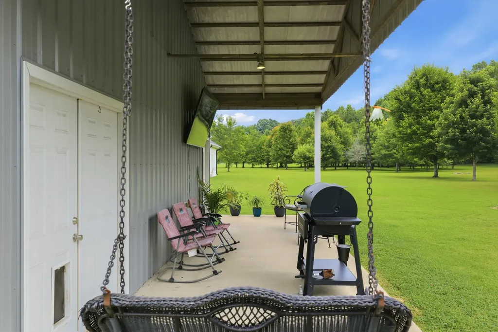 159 Channing Cove Lexington TN 38351