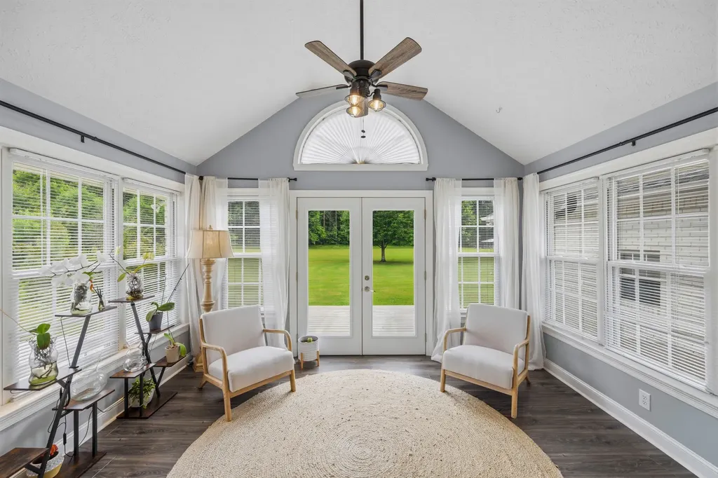 159 Channing Cove Lexington TN 38351