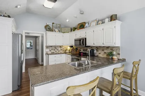 159 Channing Cove Lexington TN 38351