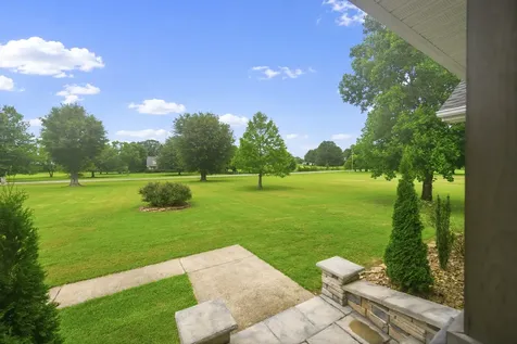 159 Channing Cove Lexington TN 38351