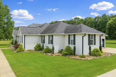 159 Channing Cove Lexington TN 38351