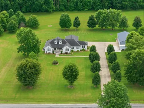 159 Channing Cove Lexington TN 38351