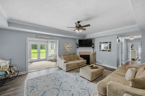 159 Channing Cove Lexington TN 38351