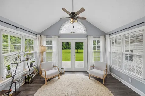 159 Channing Cove Lexington TN 38351