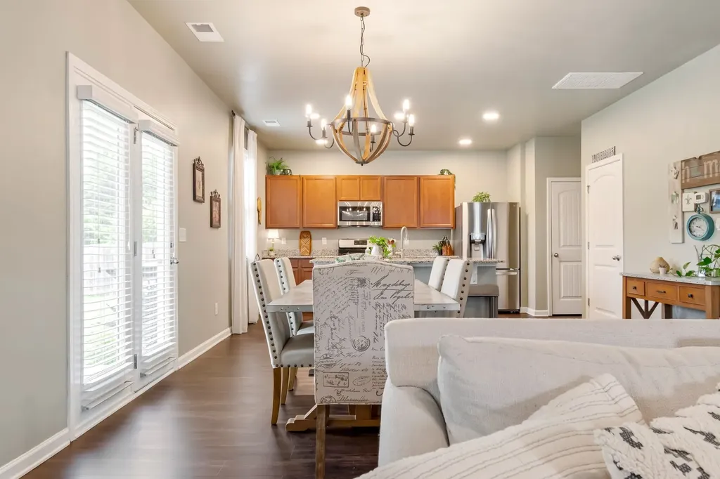 648 Prominence Road Columbia TN 38401