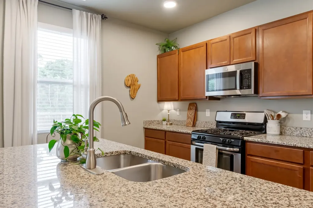 648 Prominence Road Columbia TN 38401