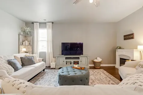 648 Prominence Road Columbia TN 38401
