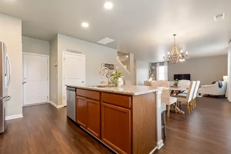 648 Prominence Road Columbia TN 38401