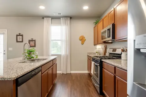 648 Prominence Road Columbia TN 38401