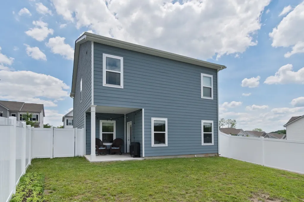 1233 Arroyo Drive Nashville TN 37218