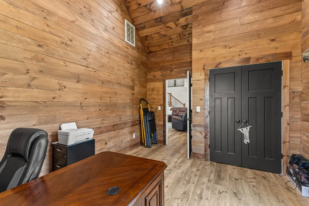 2100 Gamble Hollow Road Cumberland Furnace TN 37051