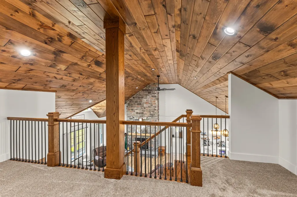 2100 Gamble Hollow Road Cumberland Furnace TN 37051