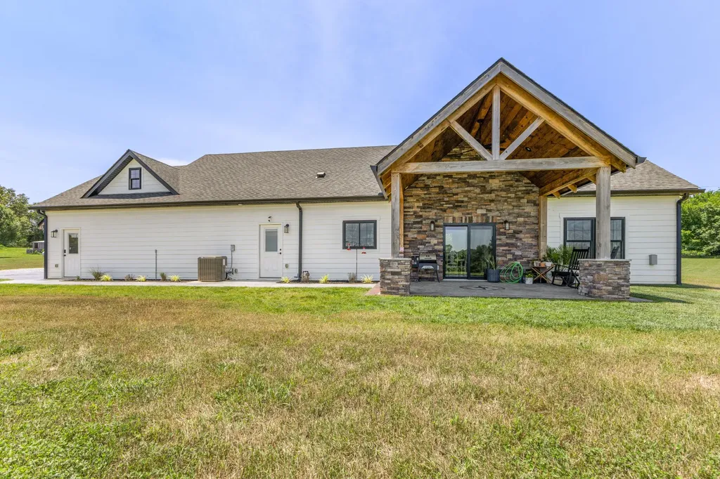 2100 Gamble Hollow Road Cumberland Furnace TN 37051