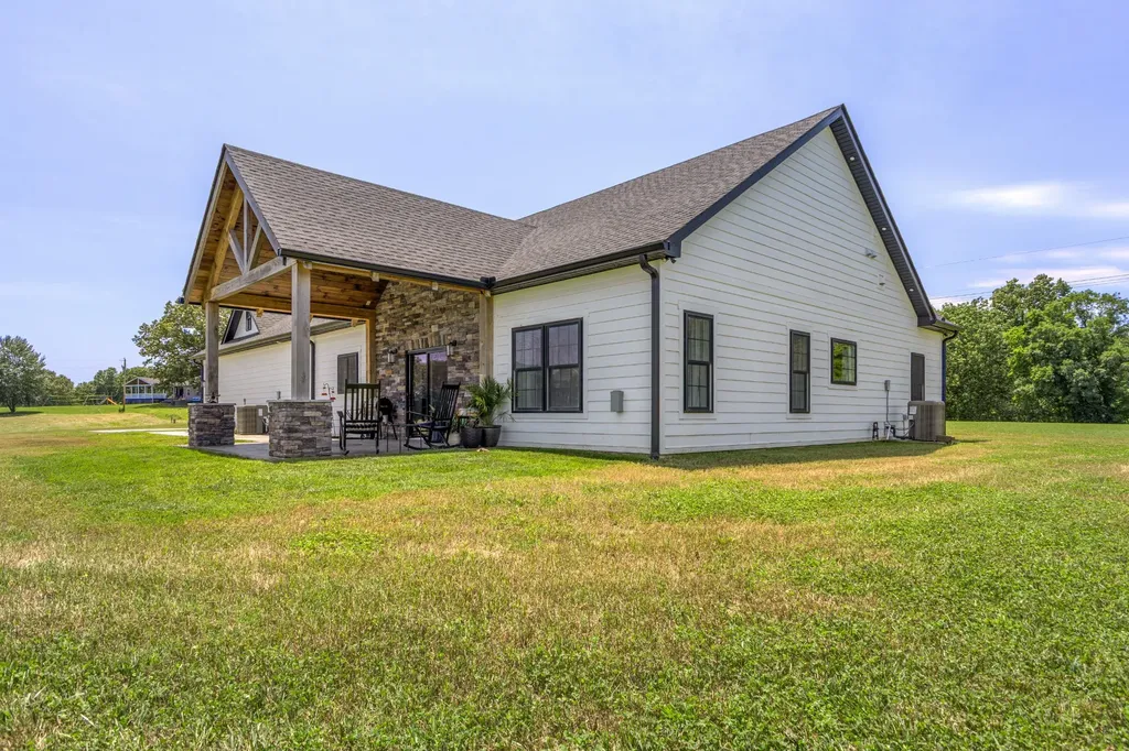2100 Gamble Hollow Road Cumberland Furnace TN 37051