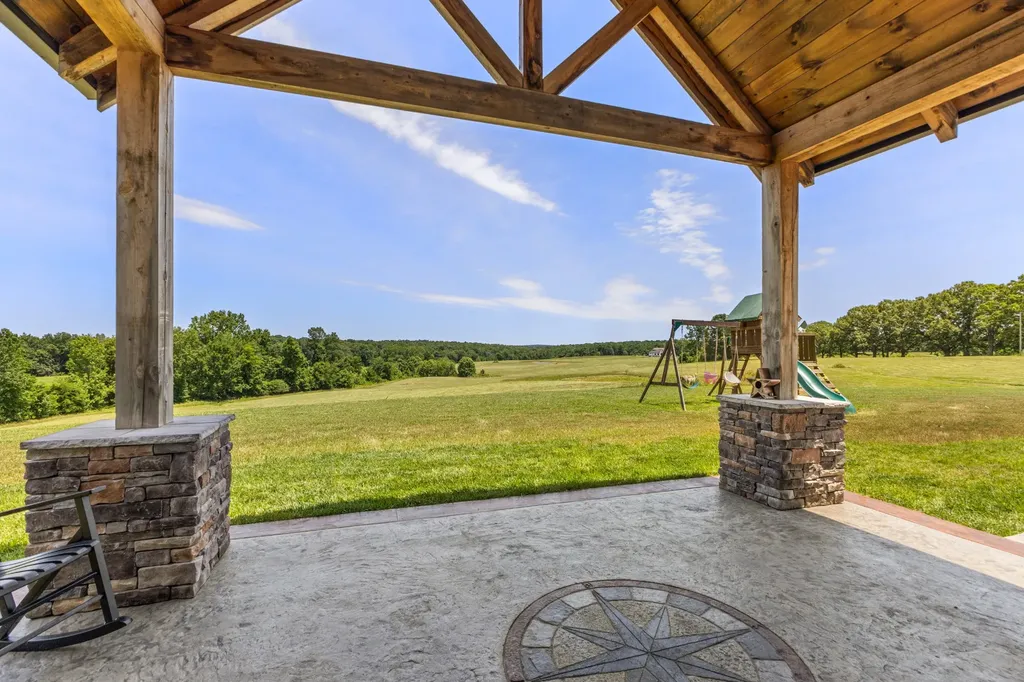 2100 Gamble Hollow Road Cumberland Furnace TN 37051