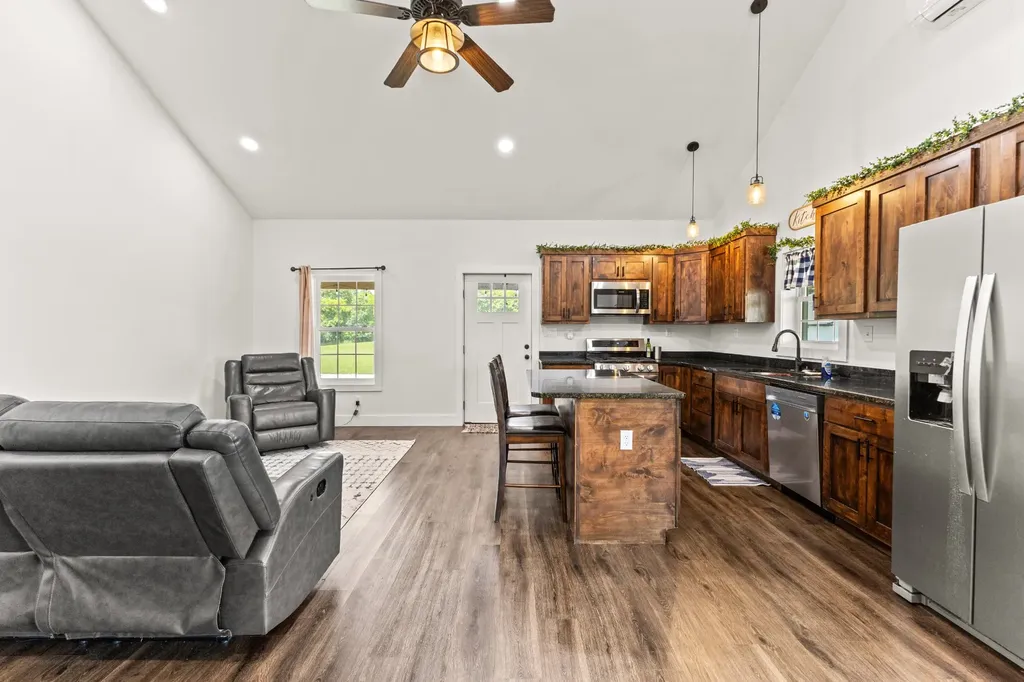 2100 Gamble Hollow Road Cumberland Furnace TN 37051