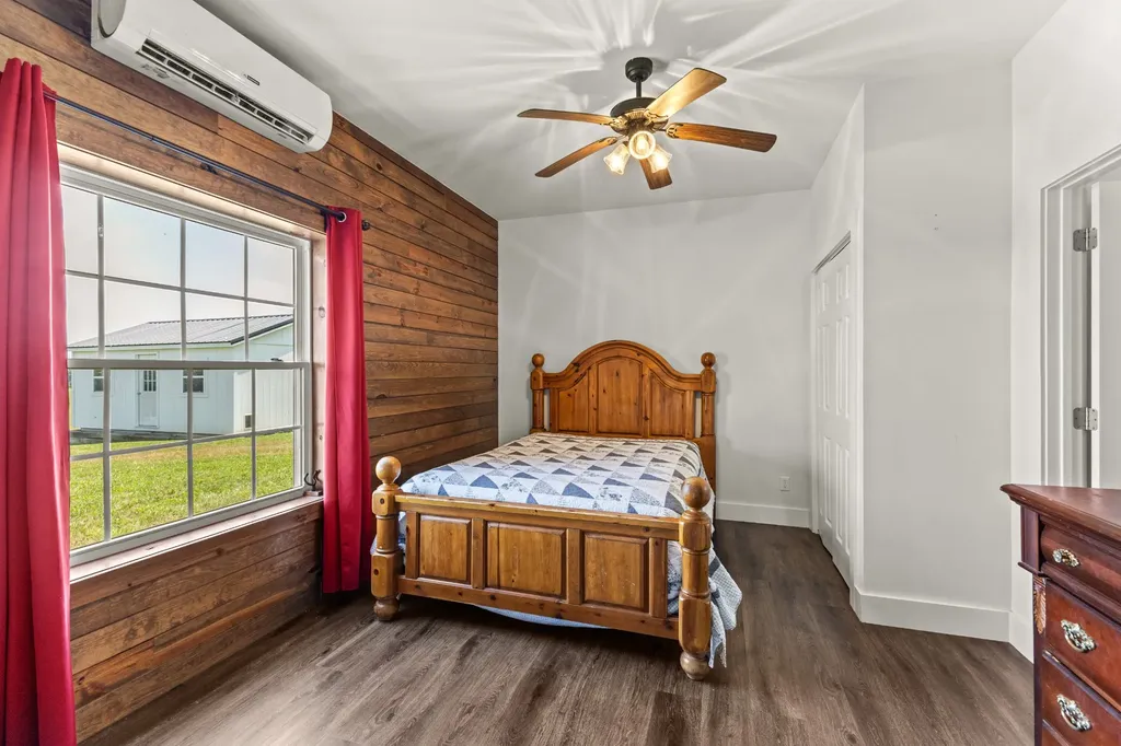 2100 Gamble Hollow Road Cumberland Furnace TN 37051