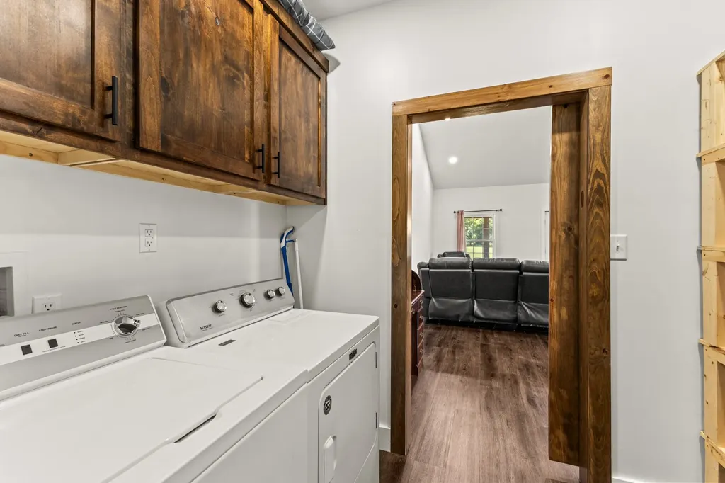 2100 Gamble Hollow Road Cumberland Furnace TN 37051